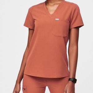 Figs Catarina One Pocket Scrub Top in Terracotta
